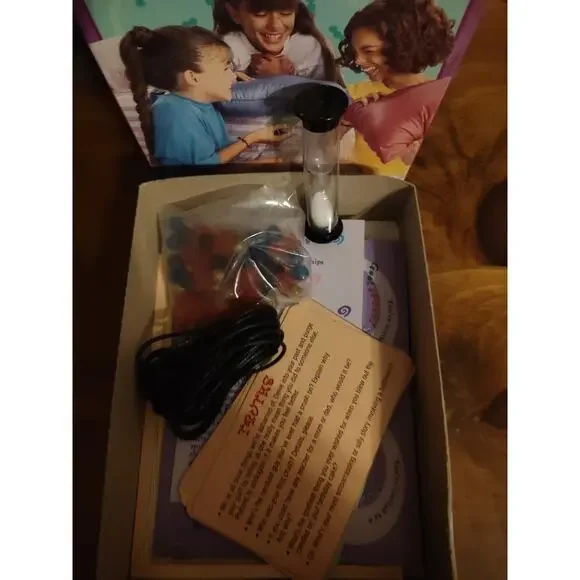 Sleep Over Club It's A T-Shirt Night Set Vintage 1995 Parker Bros - Picture 3 of 3